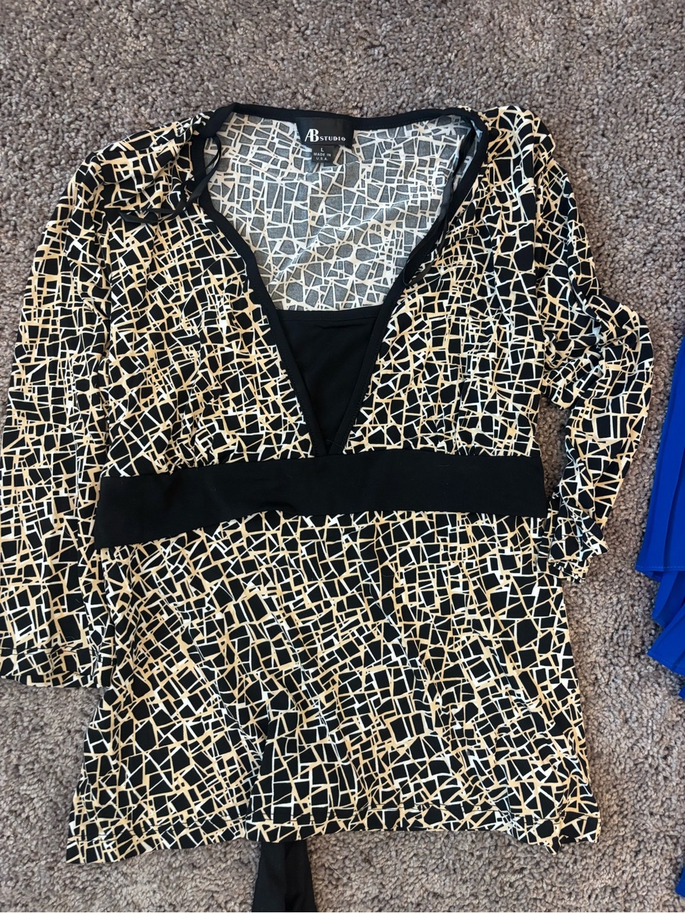 AB Studio Black and Cream Geometric V-Neck Tunic
